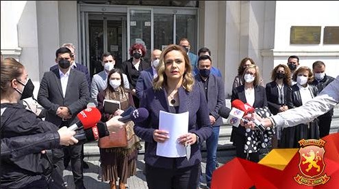 ВМРО-ДПМНЕ поднесе кривична пријава против пратениците со скафандери и спикерот Џафери