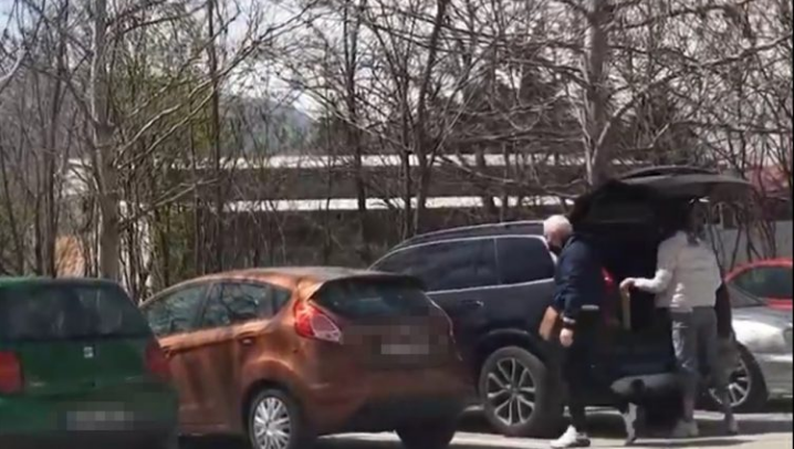 Рашковски вози скап џип, а го нема во анкетниот лист