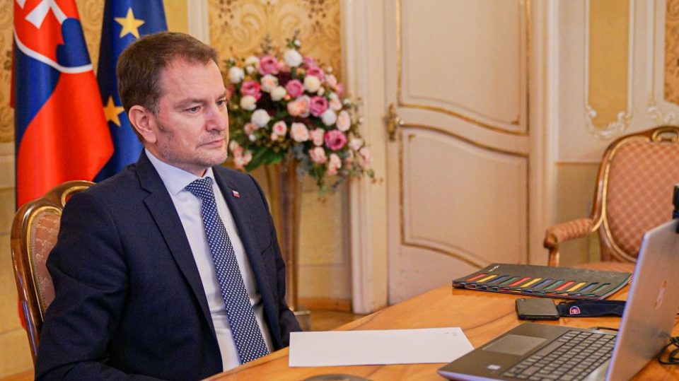 Словачка со нов премиер бара крај на политичката криза предизвикана од купувањето руски вакцини