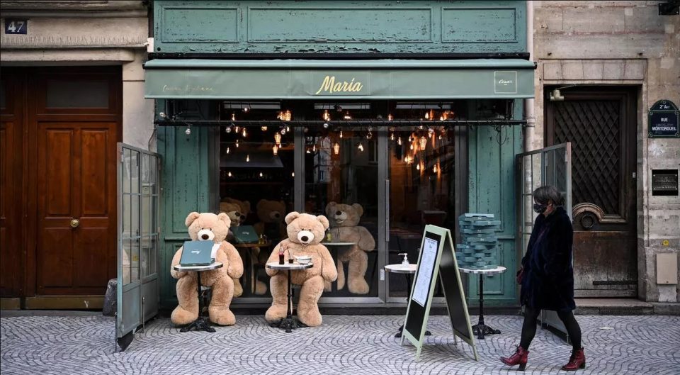 Франција по третпат целосно се затвора