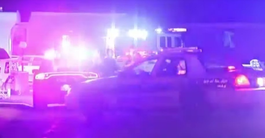 Дошол на прослава, почнал да пука и убил седум лица во Колорадо