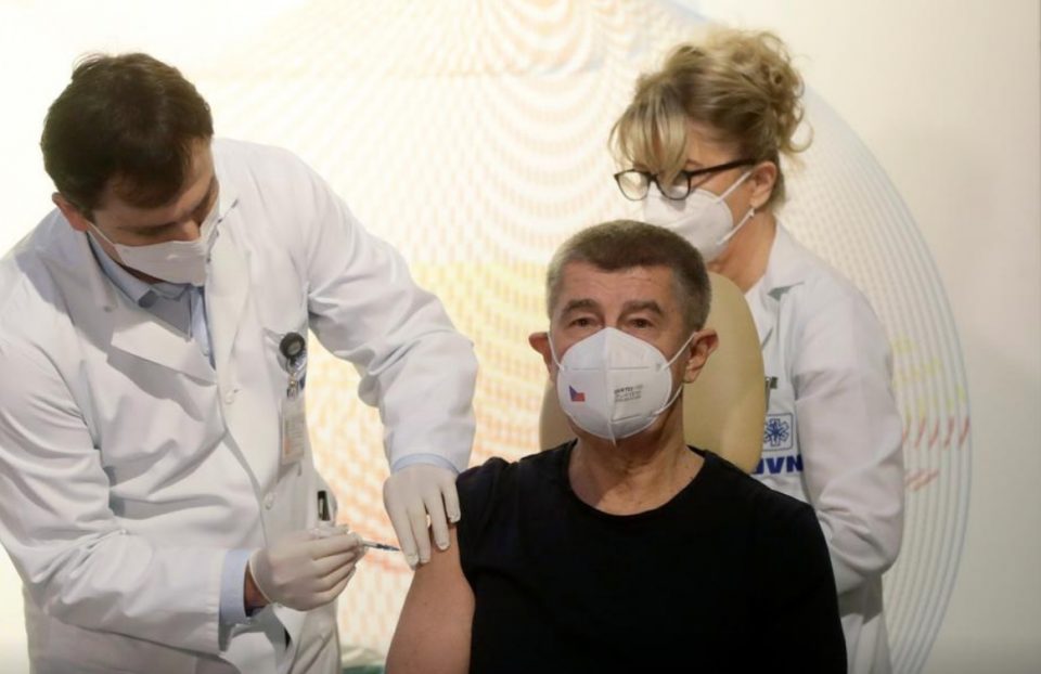 Чешка ќе започне со вакцинирање на сите над 16-годишна возраст од 1 јуни