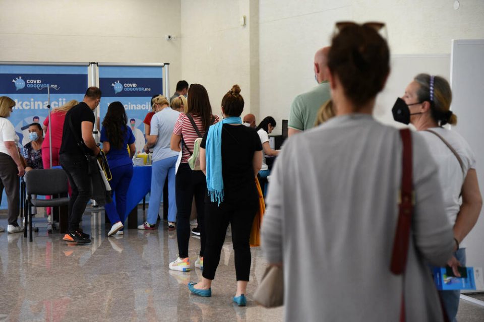 Словенија до есен планира да вакцинира 90 отсто од граѓаните