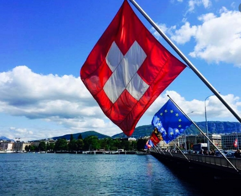 Се затегнуваат односите меѓу ЕУ и Швајцарија: Истекуваат договорите со кои на алпската земја и се дава повластен статус