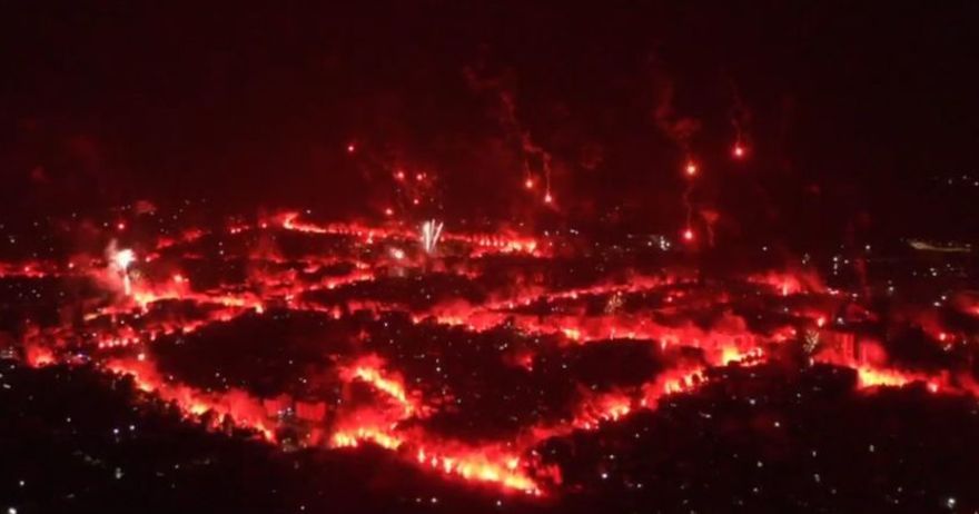 Лозари го „запалија“ Кавадарци, досега невидено пиротехничко шоу во Македонија