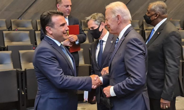 Заев се сретна со Бајден, го покани да ја посети Македонија