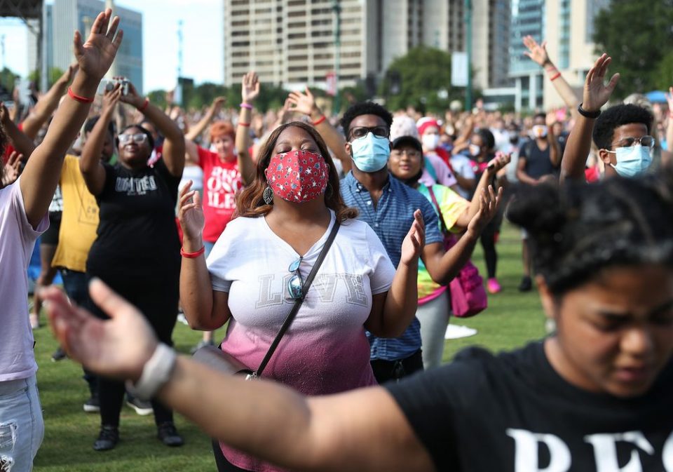 Во САД масовно одбележан новиот државен празник