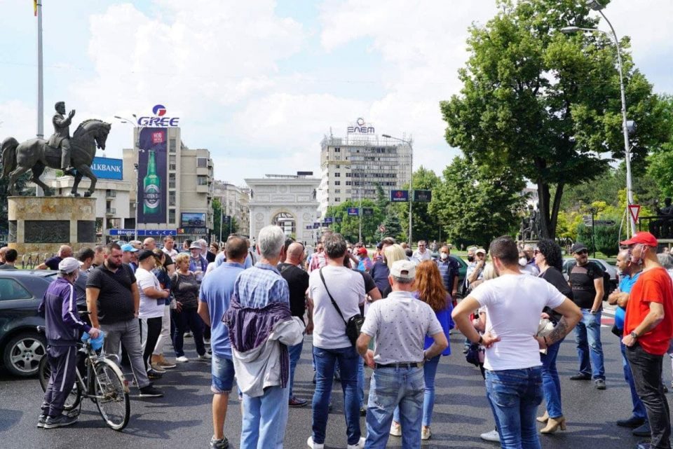 СДСМ: Поразени блокадите на Мицкоски