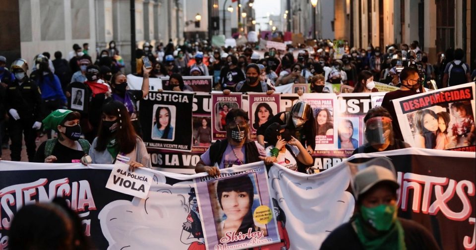 Со укинување на карантинските мерки во Европа се зголемува семејното насилство