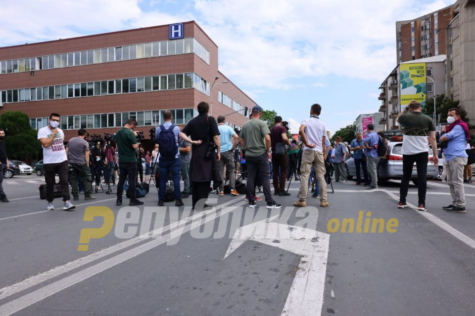 ЗНМ: Безбедноста на новинарите, фоторепортерите и снимателите на јавните протести мора да се гарантира