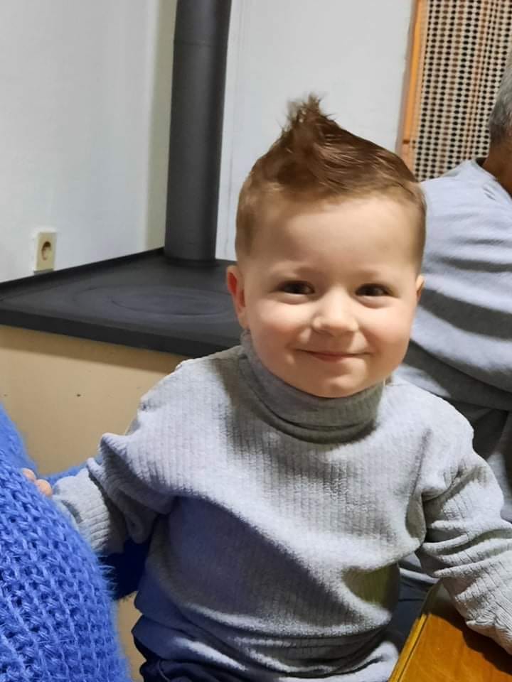 По две операции го изгубил бубрегот: На малиот Јаков му треба нашата помош