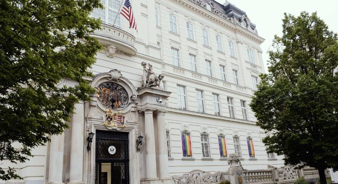 Мистериозно заболување се шири меѓу американските дипломати во Виена