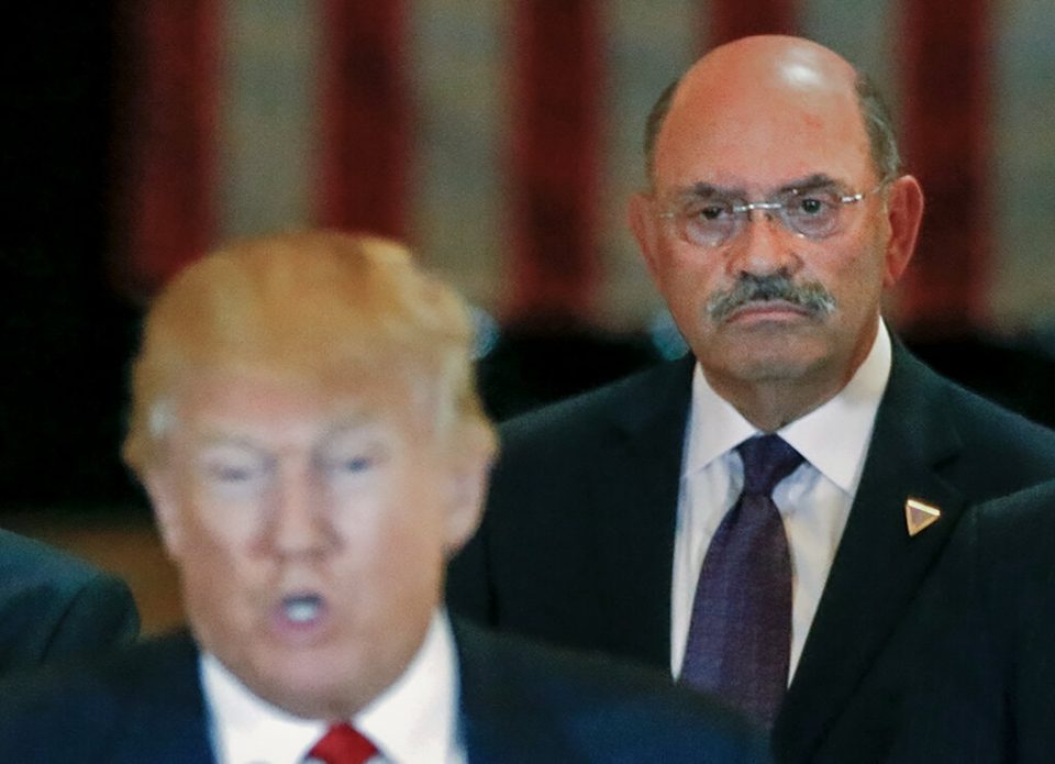 Њујорк покрена обвинение против финансискиот директор на компанијата на Трамп