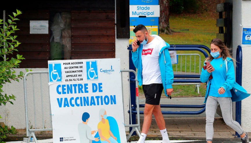 Во Франција од денеска задолжителна вакцинација против Ковид-19 за здравствените работници