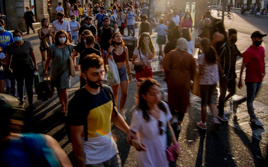 Грција: Расте бројот на новозаразени, а се намалува темпото на вакцинација