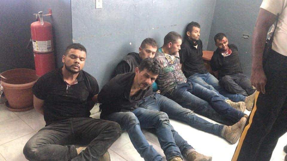 Толпа на улица линчуваше двајца платеници кои извршија атентат врз претседателот на Хаити