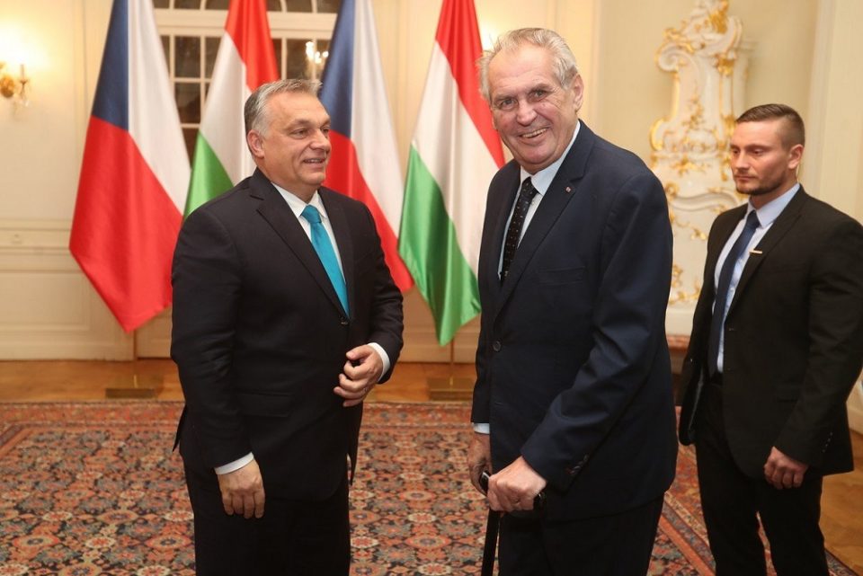 Претседателот на Чешка го одобрува планот на Виктор Орбан за реформа во ЕУ