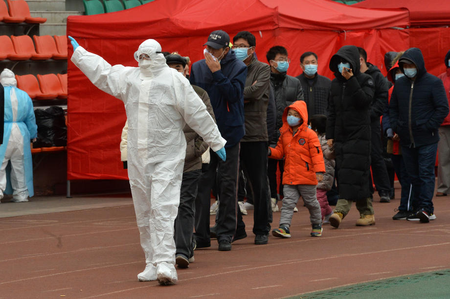 Најлош бран на епидемијата уште од Вухан: Сите летови од Нанџинг ќе бидат прекинати