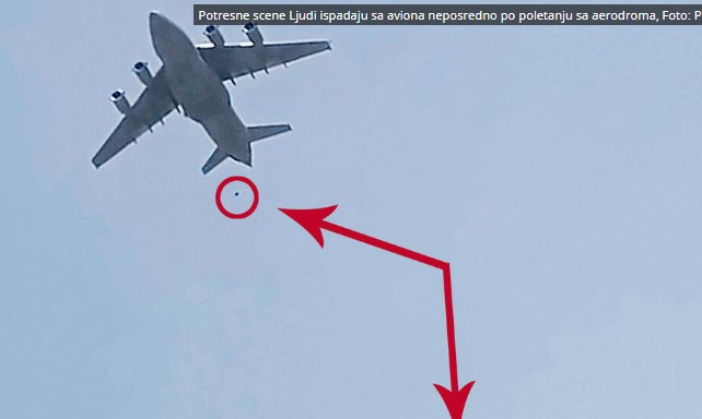 Потврдено: Бегалец испадна од авионот, не бил добро врзан за крилото од леталото