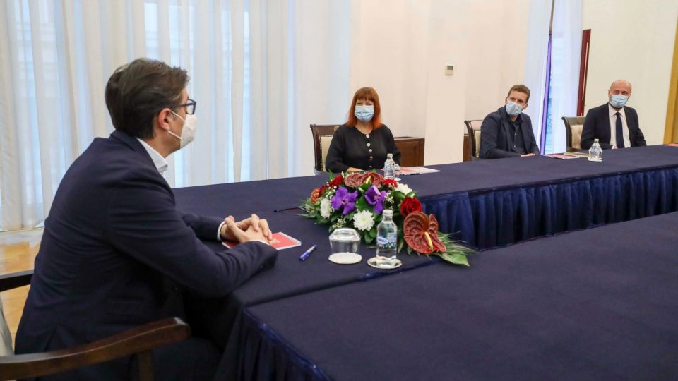 Пендаровски на средба со добитниците на наградите на СВП: Фестивалот опстојува на светската поетска сцена со препознатлив карактер и идентитет