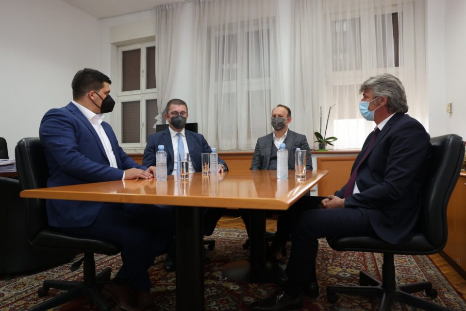 Опозициска соработка против корупцијата