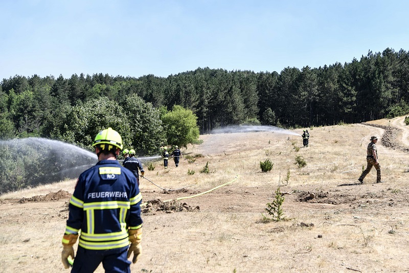 Заседава Главниот штаб на ЦУК: Нови пожари во Светиниколско, Крушево, активни десетина