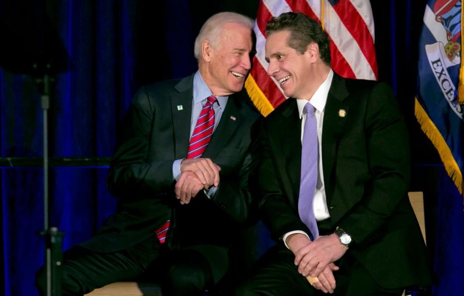 Бајден бара оставка од гувернерот на Њујорк