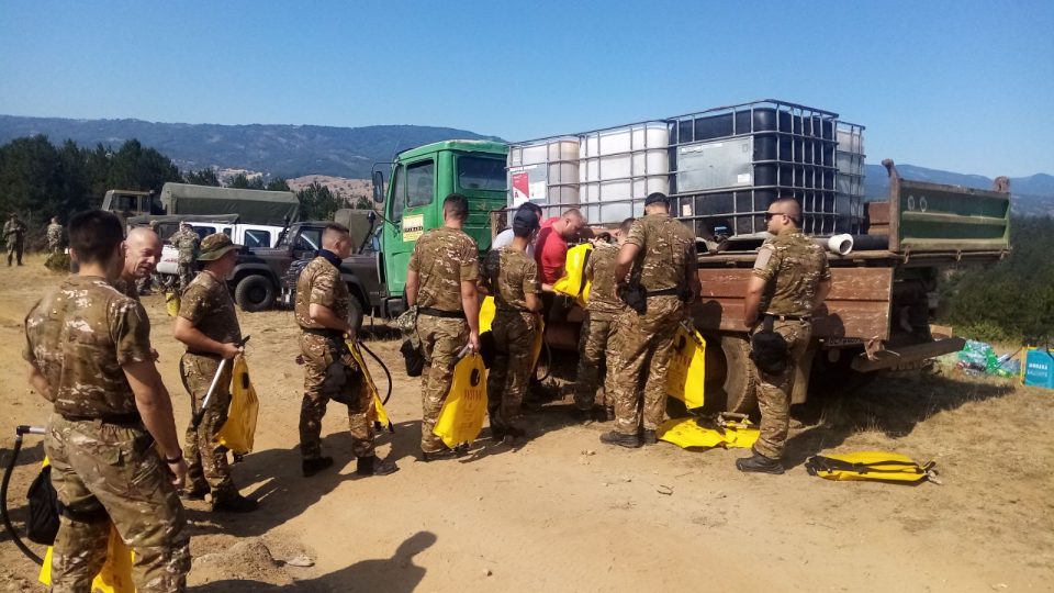 Ангажирани 644 полицајци за пожарите во изминатото деноноќие