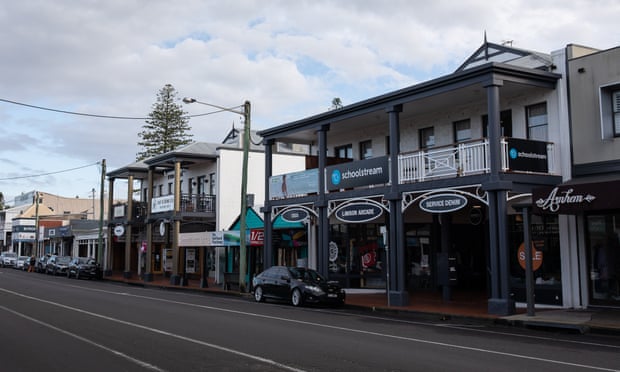 Во Австралија ќе се олеснуваат мерките, откако се вакцинираше половина од возрасната популација
