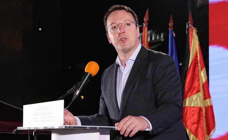 Николоски: Таравари за лична корист влегува во владата на СДСМ и ДУИ, уставни измени во овој парламентарен состав нема да се случат