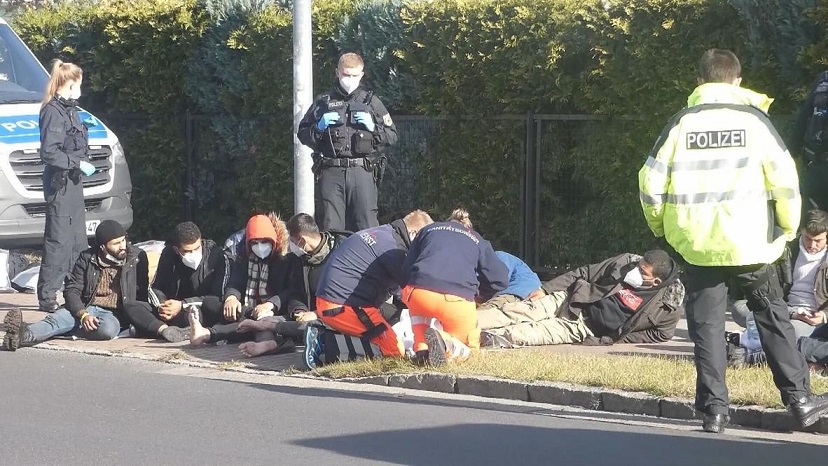 Германија најави испраќање дополнителни полицајци на границата со Полска поради мигрантскиот бран