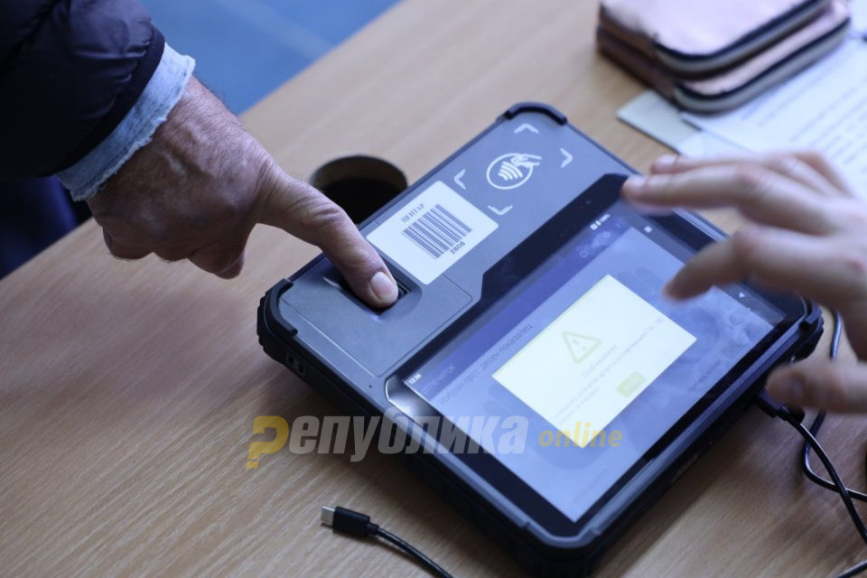 Утре истекува рокот за пријавување за гласање во домашни услови за изборите за градоначалници на Маврово и Ростуше и на Центар Жупа и за Советот на Тетово