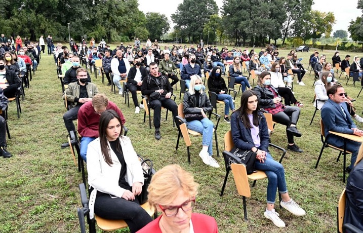 Се врати во студентската клупа: Спасовски на првиот академски час на Факултетот за безбедност