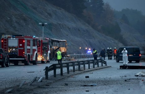 Позната е причината за пожарот во автобусот со македонски туристи на „Струма“