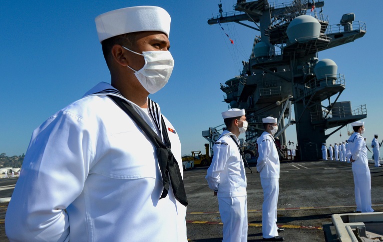 Американските морнари ќе бидат избркани од морнарицата ако не се вакцинираат против Ковид-19