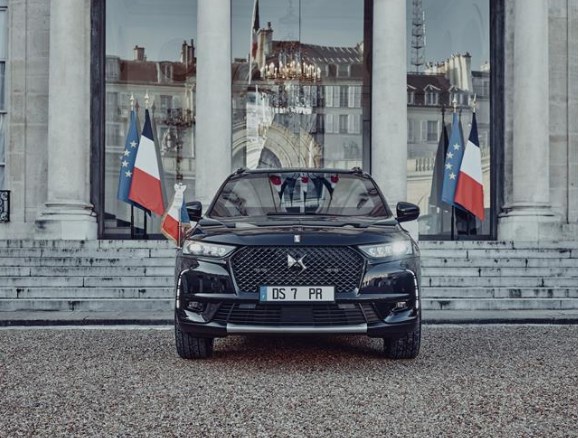 „DS 7 Crossback“: Еве во што ќе се вози Макрон