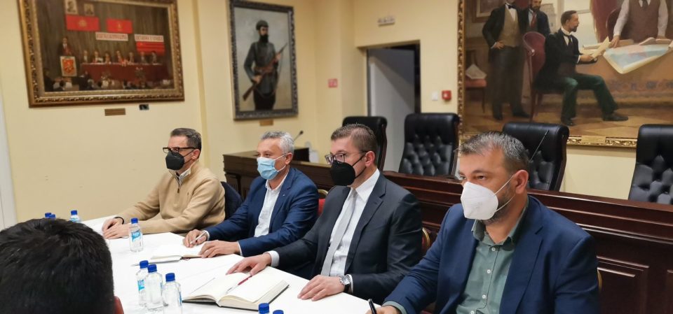 ВМРО ДПМНЕ формира работно тело за следење на реализацијата на проектите кои ги ветија градоначалниците