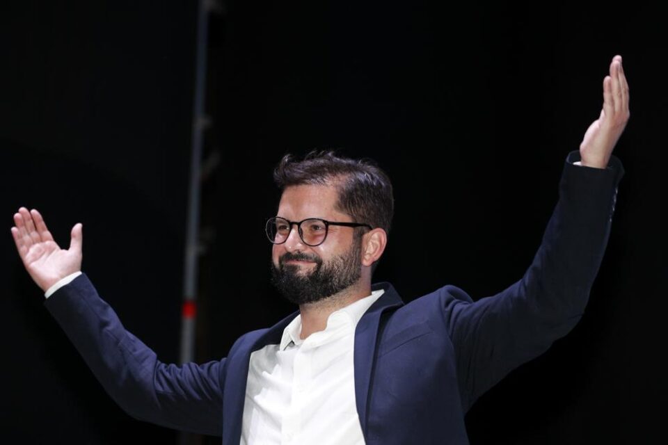 Левичарскиот студентски лидер 35-годишниот Габриел Бориќ со хрватско потекло е нов претседател на Чиле