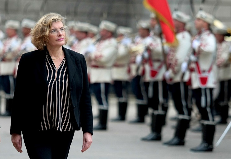 Француската амбасадорка во Софија: Потребно е да се создаде можност за помирување меѓу Бугарија и Македонија