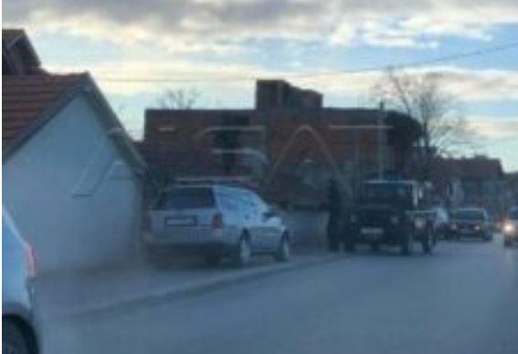 Специјална единица на полицијата спроведува голема акција во Диво насеље