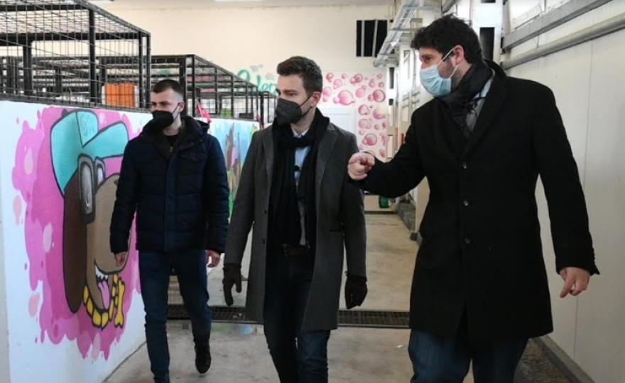 Муцунски по посета на ЈП „Лајка“: Системски ќе го решиме проблемот со кучињата скитници