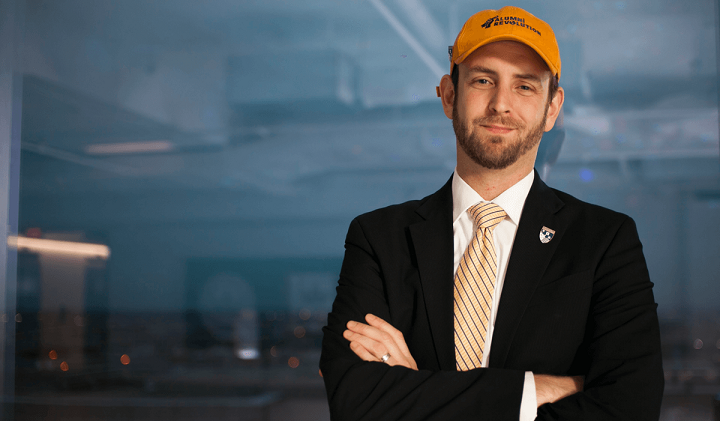 Поранешен советник на Обама се изјасни за виновен за креирање шема за ограбување училишта