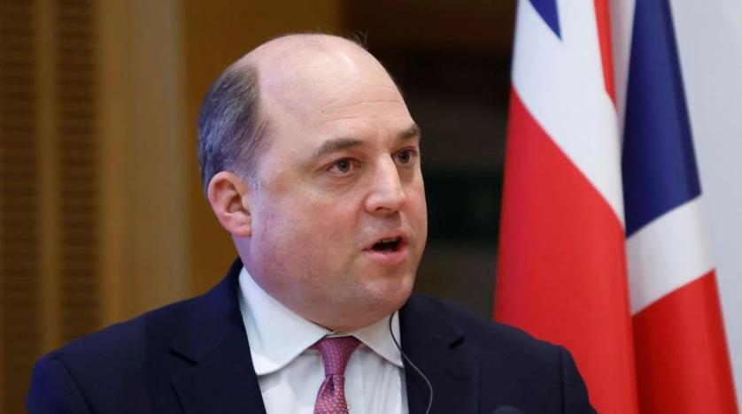 Британски министер: Путин е заглавен во кафез кој сам си го изгради