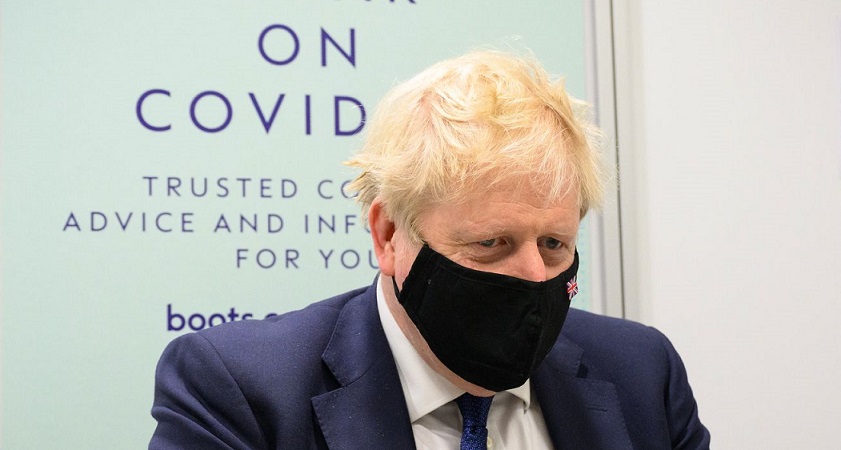 Џонсон најави укинување на задолжителната изолација за позитивните на Ковид-19