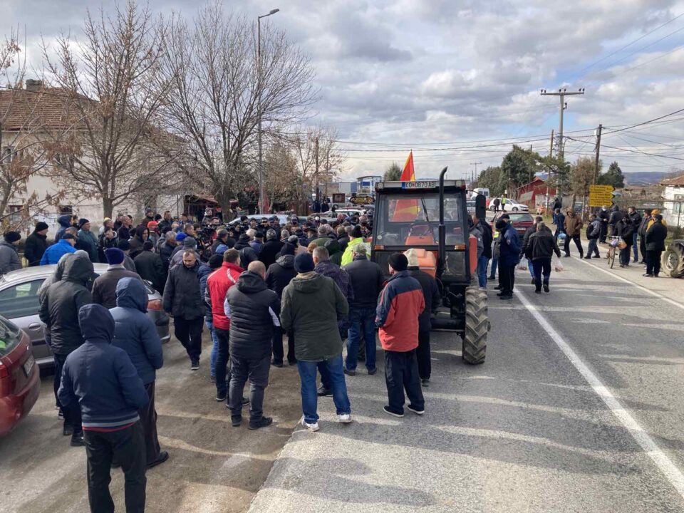 Никој не ги слуша нивните барања: Оризопроизводителите во вторник на протест пред Министерството за земјоделство