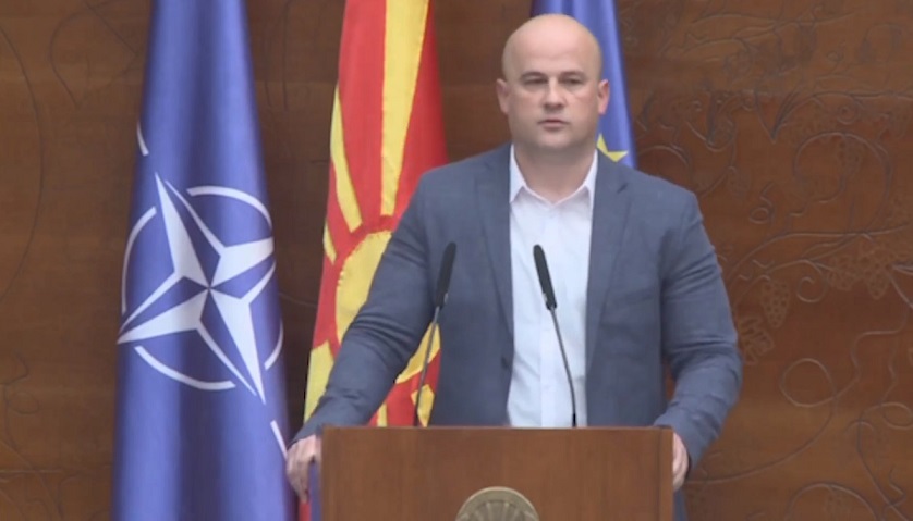 Велјановски: Устав по хрватски модел, Македонија држава на македонскиот народ и малцинствата кои живеат во неа