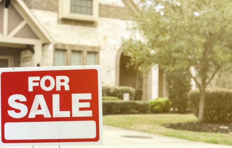 Канада воведува двегодишна забрана за странци да купуваат недвижен имот