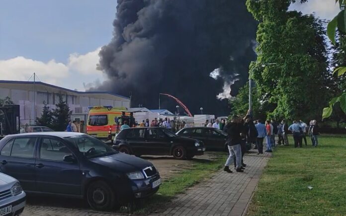 Поплавите причина за вчерашниот пожар, сопственикот вели штетата е над 12 милиони евра