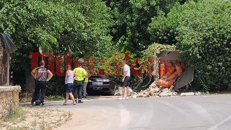 „Бугати“ вредно 2 милиони евра на Роналдо заврши во ѕид