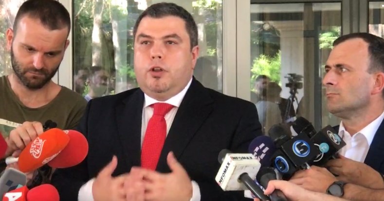 ВО ЖИВО: Изјави по средбата на партиските групи за европскиот предлог